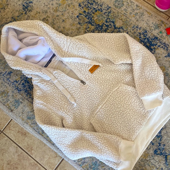 Simply Southern Jackets & Blazers - Simply Southern size small cream colored fleece